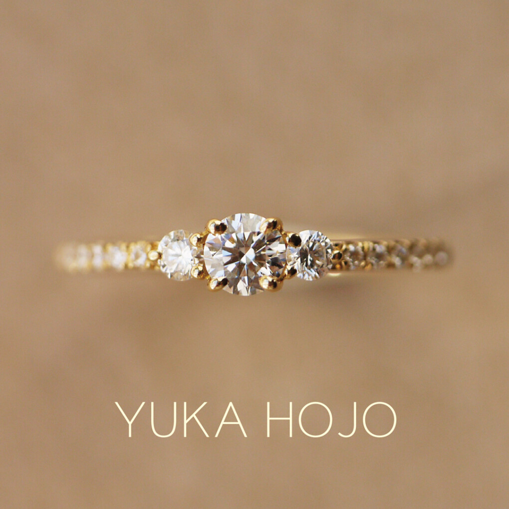 和歌山でおすすめYUKA HOJOの婚約指輪（プロポーズリング）Comet　箒星