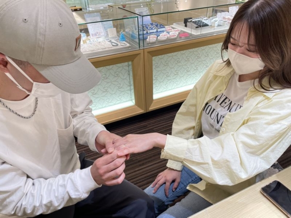 兵庫県丹波市「QuanddeMariage」の結婚指輪をご成約頂きました