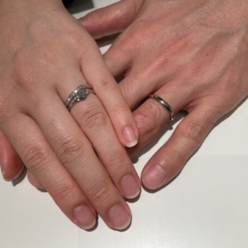 大阪府泉南市garden本店の婚約指輪とディズニーの結婚指輪ご成約のカップル