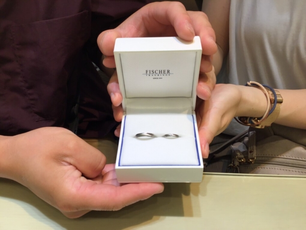 姫路市 草津市 鍛造製法のドイツ製FISCHER（フィッシャー）の結婚指輪をご成約いただきました
