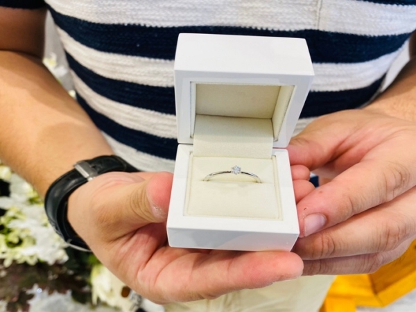 京都府八幡市｜リトルガーデンの婚約指輪をご成約いただきました