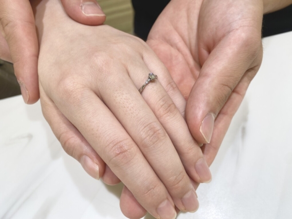 兵庫県神戸市　Promise Ringの婚約指輪をご成約頂きました。