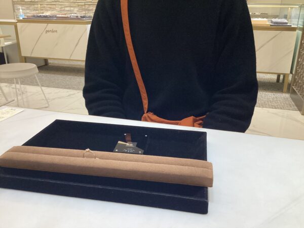 滋賀県大津市 原石証明のついたジャーニーのダイヤ・ラパージュのプロ