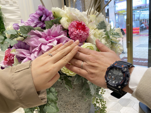 兵庫県と岡山県のお二人様に結婚指輪をご成約いただきました。