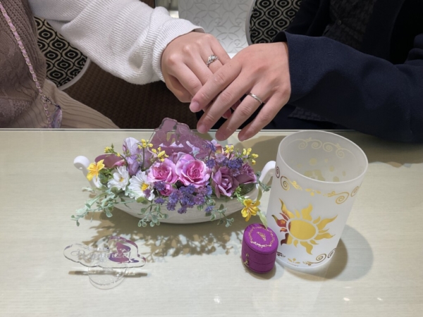大阪府門真市　Tngledの婚約指輪と結婚指輪をご成約頂きました。