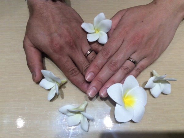 大阪市中央区｜マカナの結婚指輪をペアでご成約いただきました