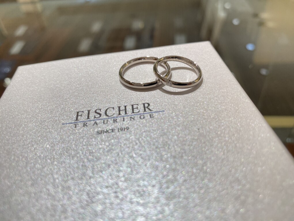 兵庫県加古川市からご来店「FISCHER」のマリッジリングをご成約頂きました指を通した瞬間、違いがわかる。200トンの圧力から生まれる『FISCHER』の結婚指輪が「シルクの肌触り」と呼ばれる理由