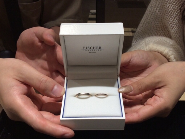 【愛知県・伊予市】FISCHERの結婚指輪をペアでご成約いただきました。
