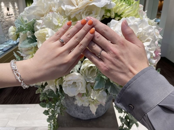 兵庫県姫路市「SomethingBlue」と「Mariage ent」の結婚指輪をご成約頂きました