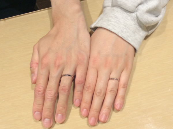 大阪市中央区｜ロゼットの結婚指輪をペアでご成約いただきました