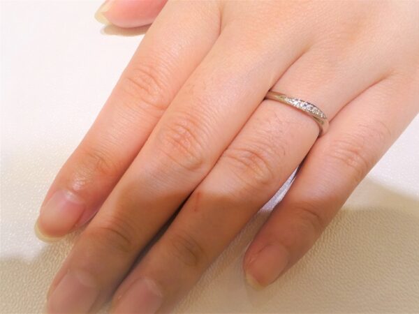 大阪府泉南市 シンプルなデザインでダイヤが綺麗なロゼットライフの結