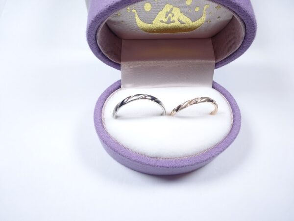 京都府宇治市 つや消しとつや出しが交互でオシャレなデザインが気に入