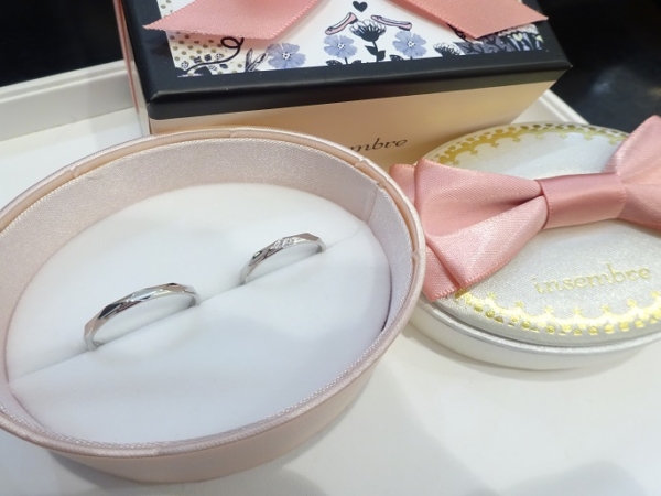 大阪府・堺市｜鍛造製法（たんぞうせいほう）のオシャレデザインが人気のインセンブレの結婚指輪をご成約されたお客様です。