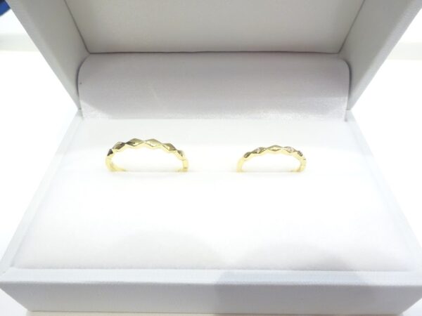 大阪府泉佐野市 個性的なデザインが気に入り、グラマの結婚指輪をご成