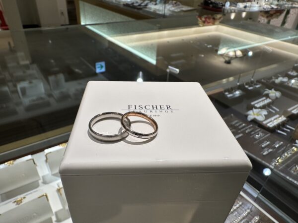 兵庫県姫路市からご来店「FISCHER/フィッシャー」のマリッジリングをご成約頂きました