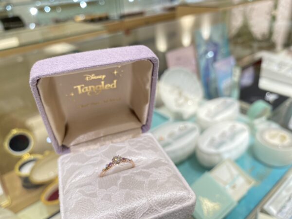兵庫県姫路市よりご来店「Disneyシリーズ　Tanglad ラプンツェル」の婚約指輪をご成約