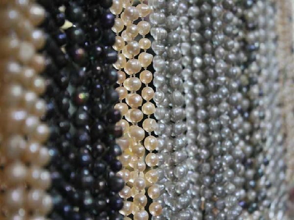 真珠の色｜真珠（パール）ネックレスの選び方