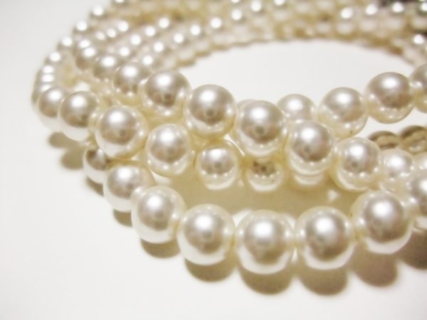 真珠の傷｜真珠（パール）ネックレスの選び方