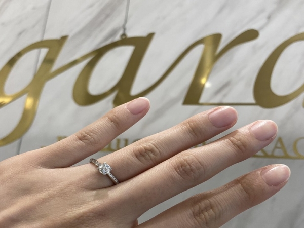 滋賀県・近江八幡市｜アンティークなデザインが人気のRosettEで婚約指輪をご成約いただきました